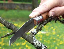 Opinel N°12 Saw With A 12cm Blade Which Cuts Branches Effortlessly