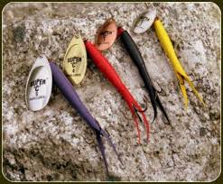Super Flying 'C' Lures Size 3 Blade With VMC Treble